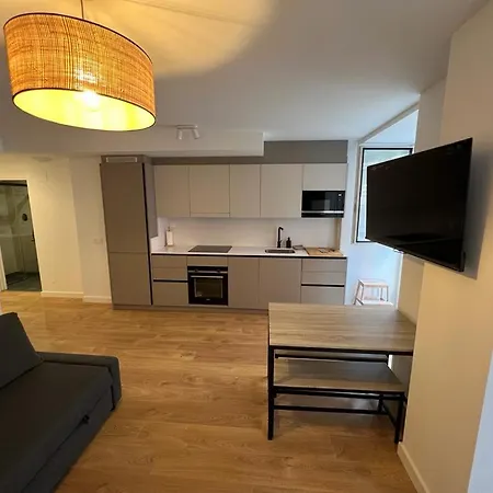 Cervantes Céntrico Con Garaje Appartement