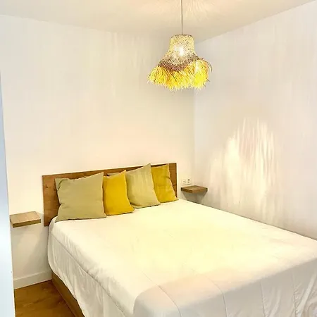 Cervantes Céntrico Con Garaje Appartement *