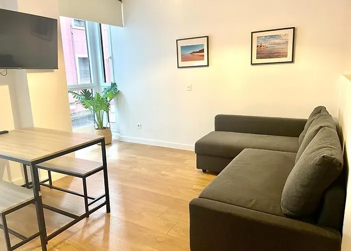 Apartamento Cervantes Centrico Con Garaje *