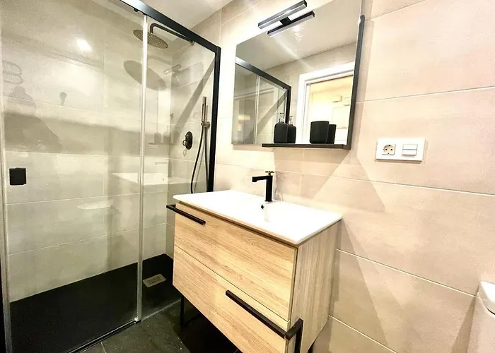 Cervantes Centrico Con Garaje